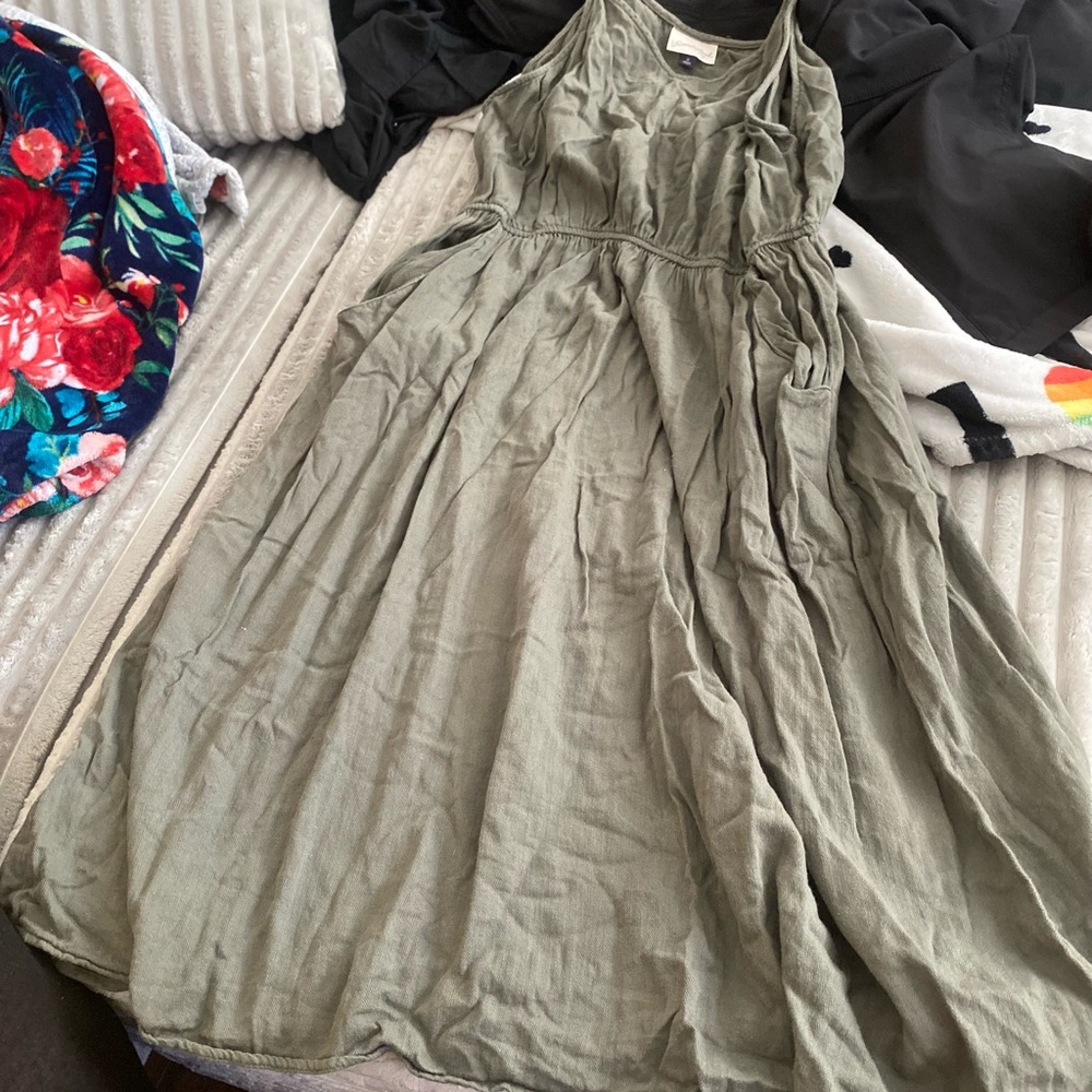 Universal Thread Green Pleated Tiered Sundress